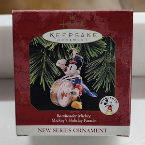 Hallmark Keepsake Disney BandleaderMickey Mouse Mickeys Holiday Parade Ornament Brand New In Box
