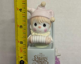 Precious Moments 1991 Symbol of Membership Jest to Let You Know Your Tops figurine