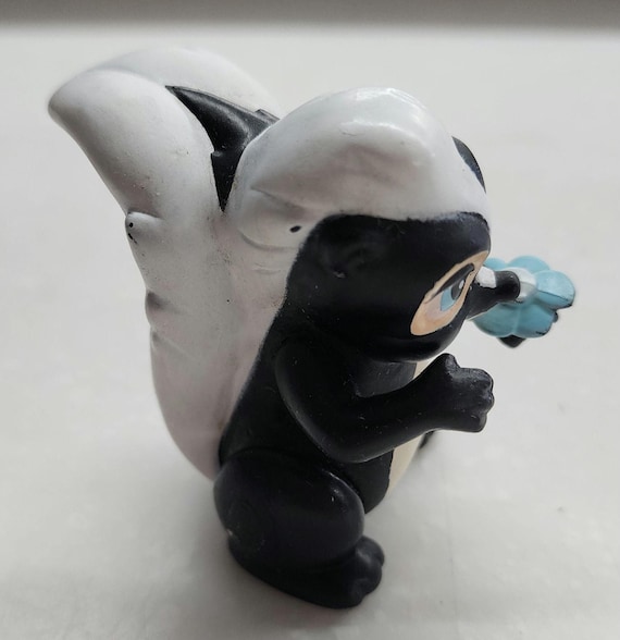 Disney Bambi Flower the Skunk 2.5