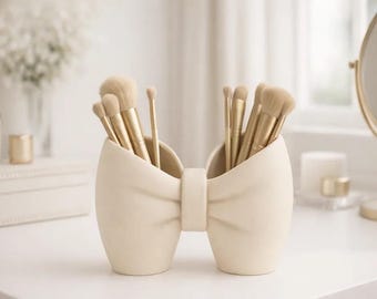 Trending Bow Make Up Brush Organiser Perfexf Gift Minimal Bedroom Decor