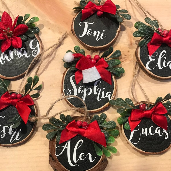 Holiday tree ornament/gift tag