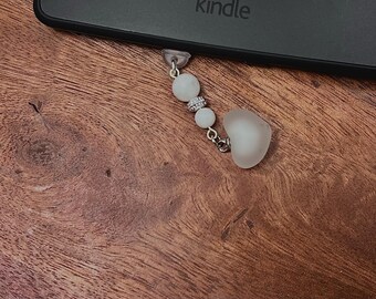 White 3D Heart Dust Plug for Kindle, Tablet, Phone, E-Reader, Kindle Charm, micro USB, USB-C/Type C, Apple Lightning