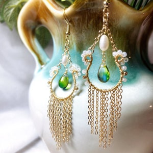 Handcrafted Gradient Green Teardrop Earrings，White Flower Tassel Earrings, Dangle and Drop Statement Earrings For Women