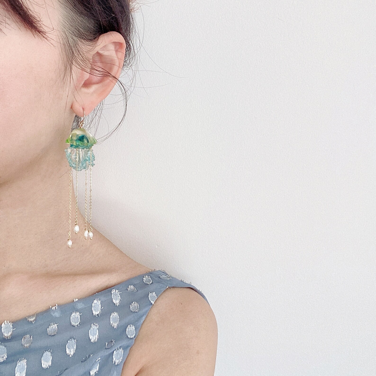 Blaue und grüne handgefertigte Qualle OhrringeLange Tropfen | Etsy