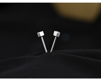 925 Sterling Silver Mini Cube Earnings - a Pair of Earring - Special gift