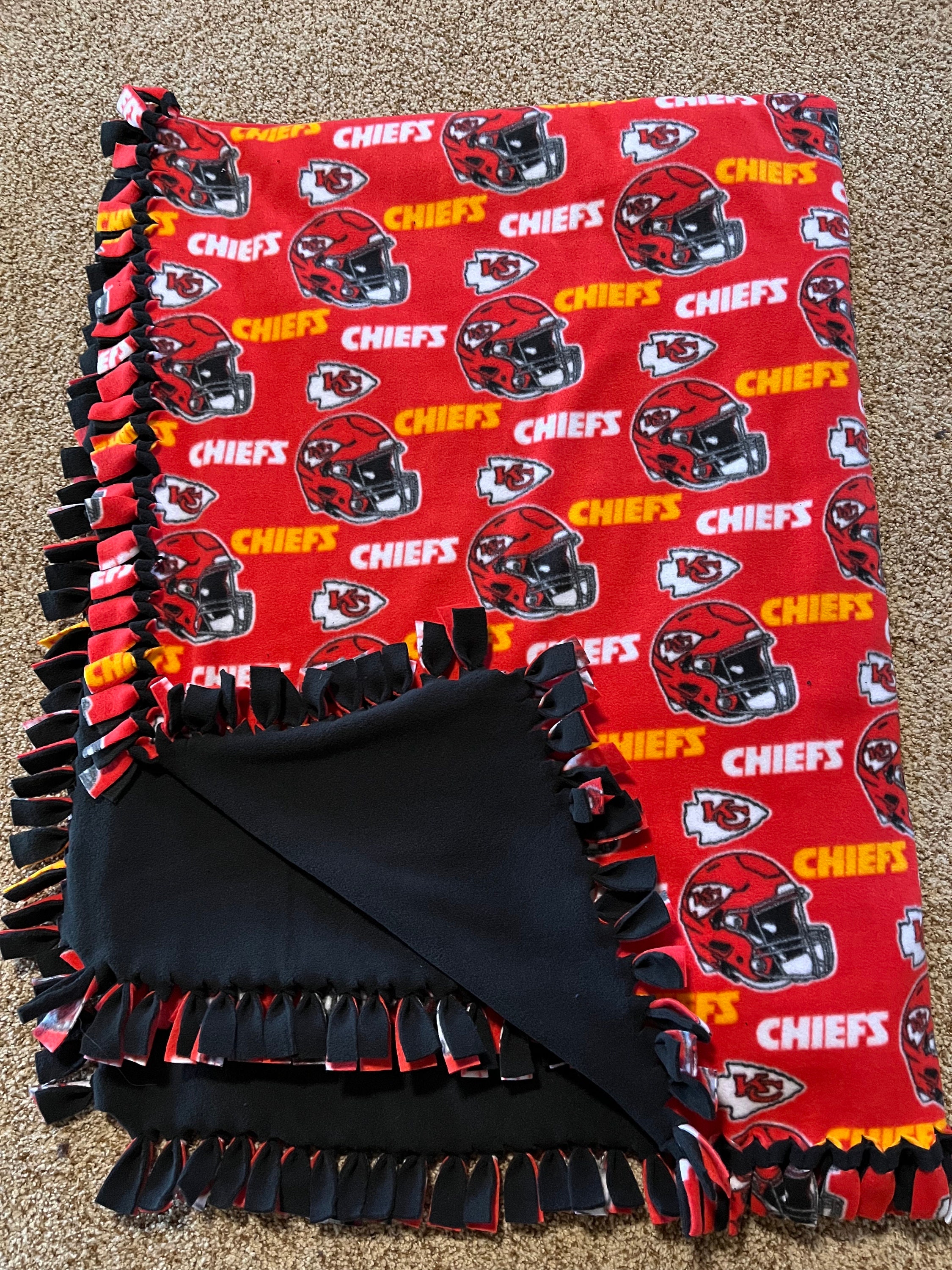 Chiefs fleece blanket hotsell