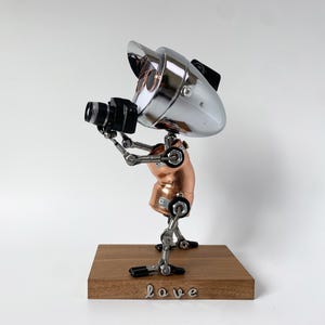Personalized Photographer Lamp, Unique Camera Design, Creative Gift for Photographers & Camera Lovers, Custom Engraved Decor