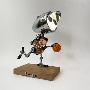 Lampe de joueur de basket-ball personnalisée - Lampe décorative d&#39;art en métal unique - Cadeau parfait pour les amateurs de basket-ball, cadeau pour fan de basket-ball