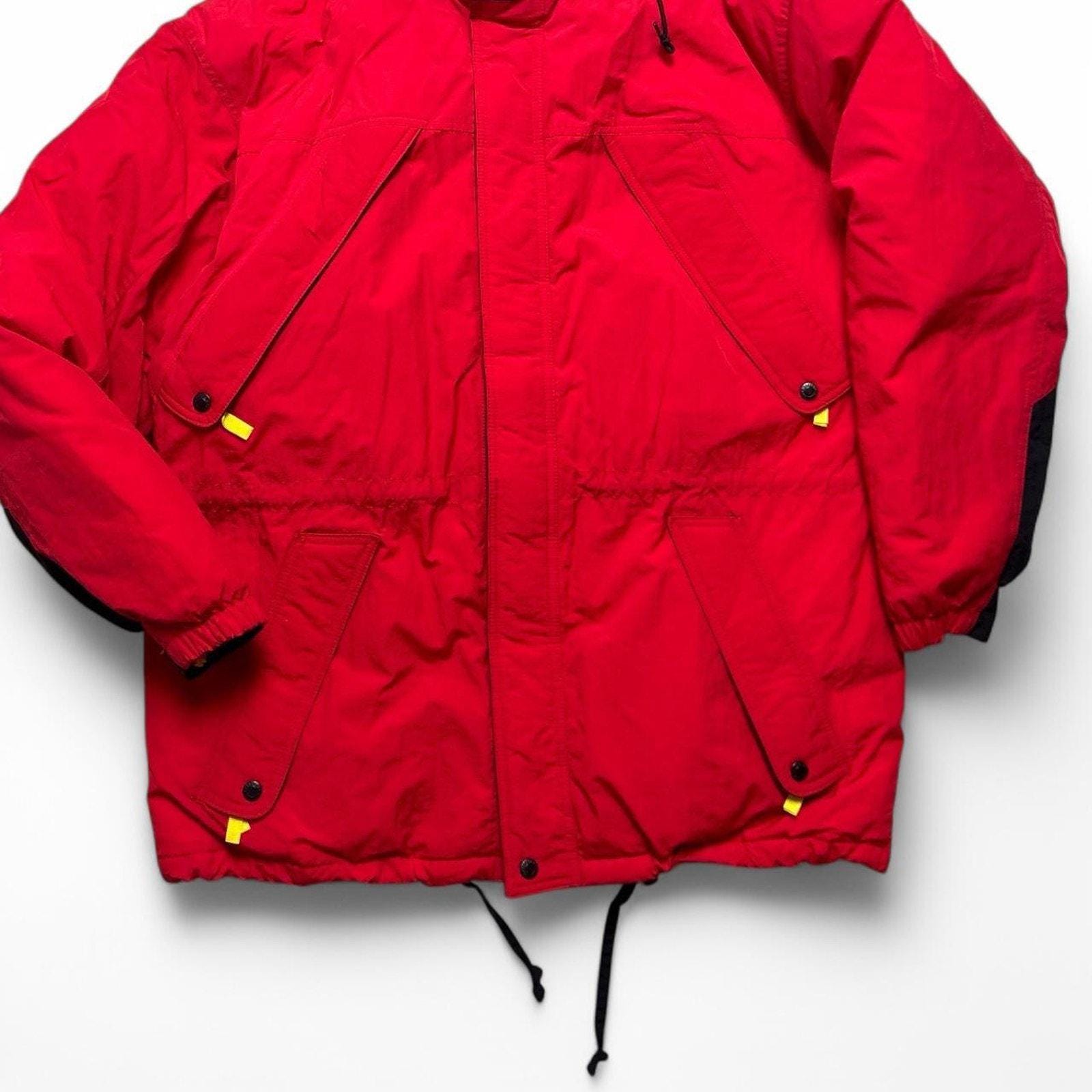 Marlboro Vintage 90s Country Store Red Nylon Goose Down Parka