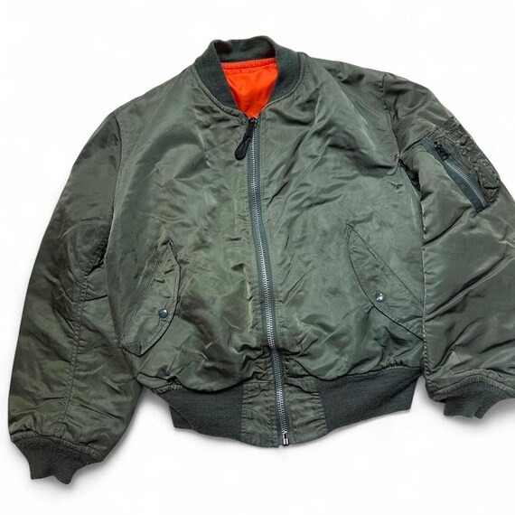 Alpha Industries Vintage 80s USA Made MA-1 Bomber USAF Flight