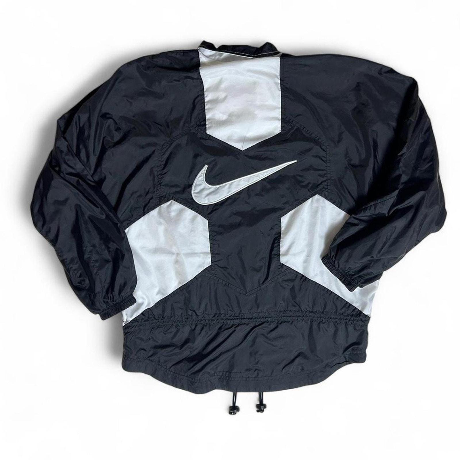 ジャケット・アウター NIKE 90s Vintage Nylon Jacket BigSwoosh Nike 90s Vintage Big Swoosh Black White Colorblock Windbreaker