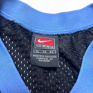 Camiseta deportiva de fútbol americano vintage de los Carolina Tar Heels de la UNC, años 90, de Nike, talla XL imagen 6