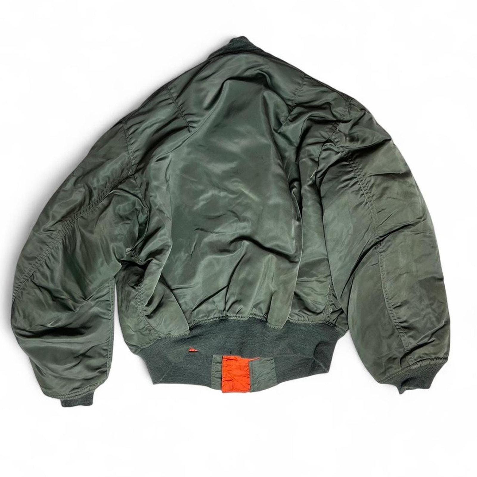 Alpha Industries Vintage 80s USA Made MA-1 Bomber USAF Flight