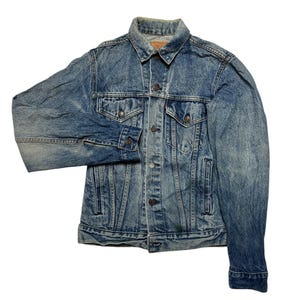 Levis Jeans VTG 80s USA Made Denim Distressed Trucker Jacket Small