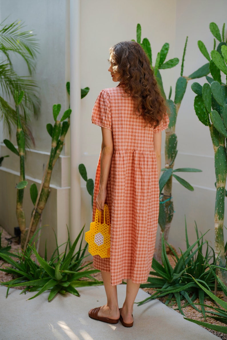 Emery Crinkle Gingham Midi Dress in Persimmon Summer dresses, Vintage dresses, Casual dresses, Midi dresses, Gingham dresses, Gift for her image 4