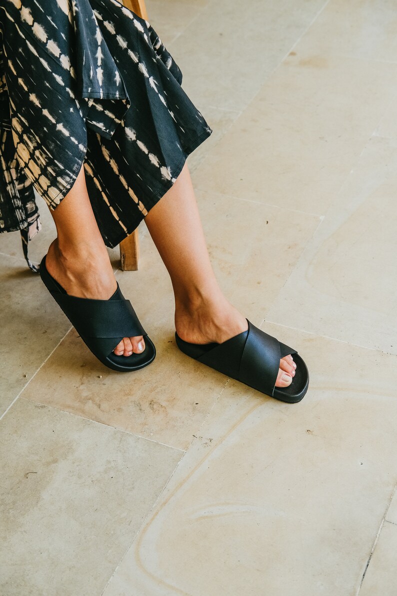 Arianna Cross Strap Leather Slide Sandals in Black Summer sandal, Beach sandal, Casual sandal, Gift for her, Leather sandal, Travel sandal image 2