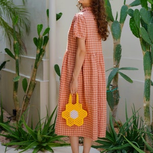 Flower Beaded Tote in Yellow Gift For Her, Beaded handbags, Daisy shape bags, Yellow handbags, Summer handbags, Flower handbags image 2