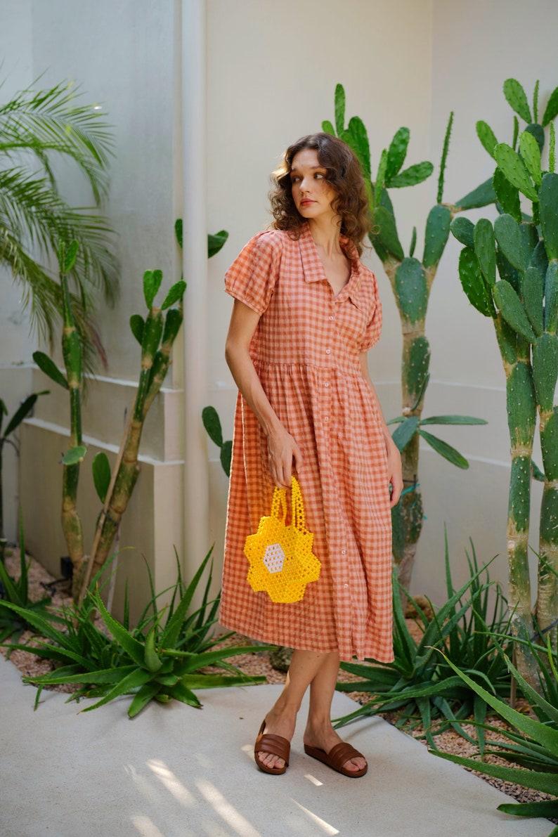 Emery Crinkle Gingham Midi Dress in Persimmon Summer dresses, Vintage dresses, Casual dresses, Midi dresses, Gingham dresses, Gift for her image 5