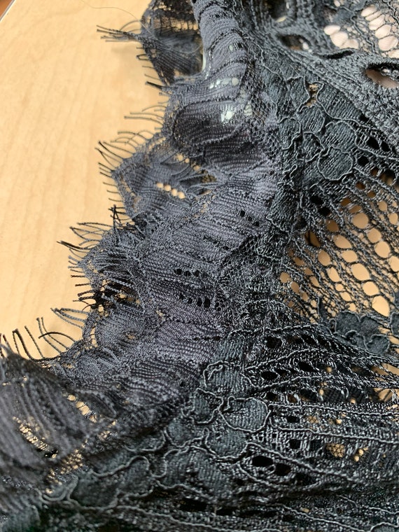 Black Lace Open Back Formal Dress - image 4