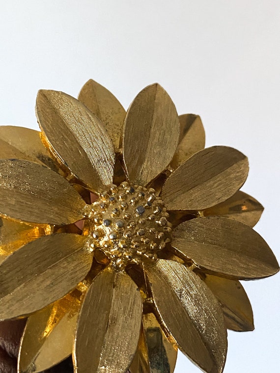 Vintage Flower Brooch, Sarah Coventry Gold-Tone D… - image 1