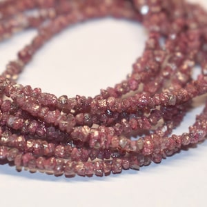 Fili di perline di diamanti grezzi rosa da 2 a 2,5 mm, perline di diamanti grezzi rosa naturali non tagliate per la creazione di gioielli, pepite di diamante, regalo per il suo braccialetto