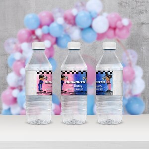 Race Car Driver Burnouts o Bows Género Revelar Etiqueta de botella de agua / Racing Royal Blue & Pink Bow / Descarga instantánea Plantilla editable 056