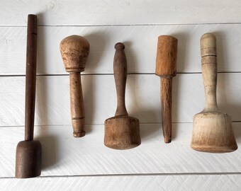 Ustensiles et outils de cuisine en bois français vintage