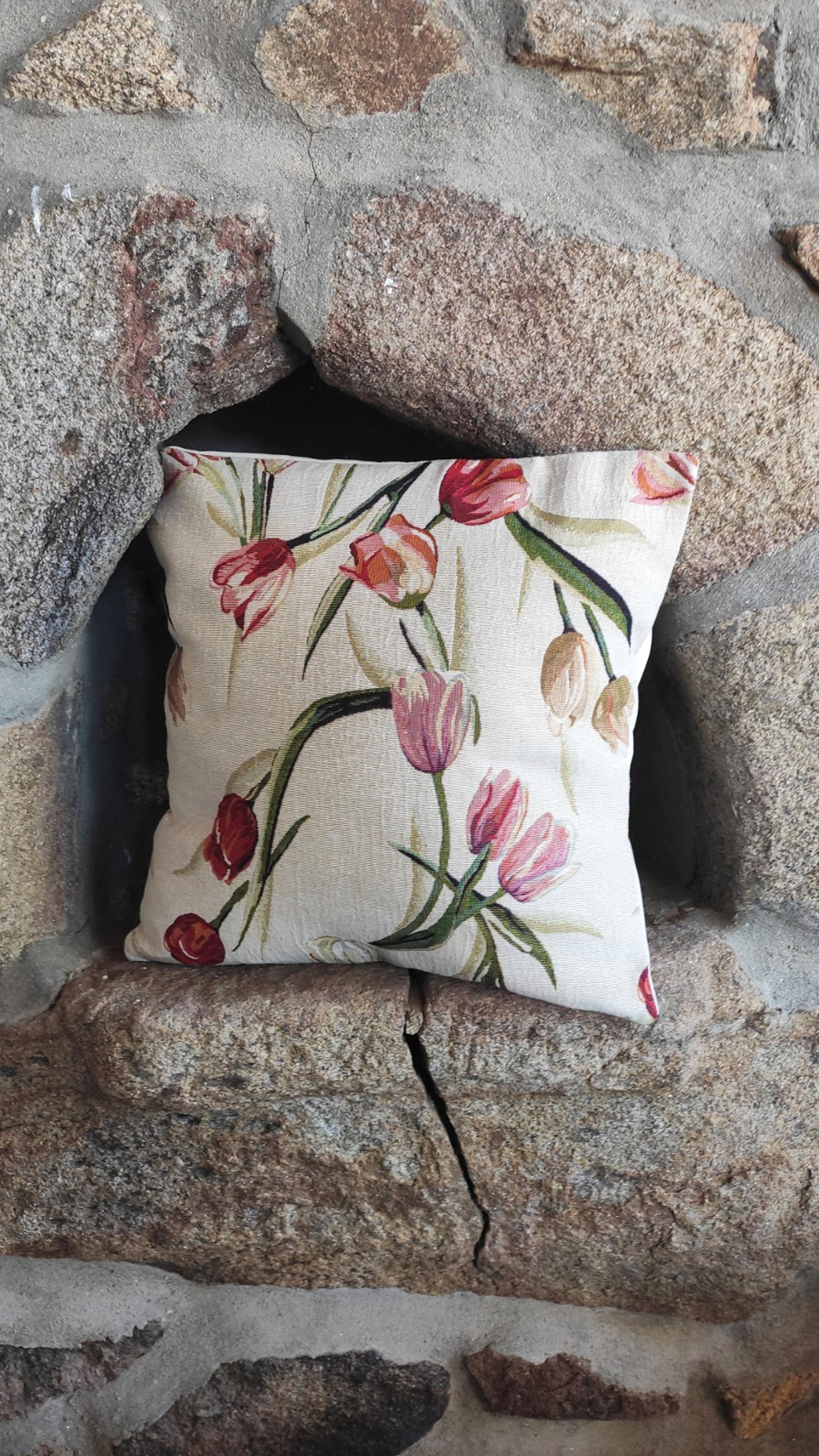 Belles Couvertures de Coussin Tapisserie, Modèles Assortis, Faits à La Main