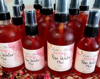 ROSEWATER MIST doordrenkt met rozenblaadjes/verfrissend/toner