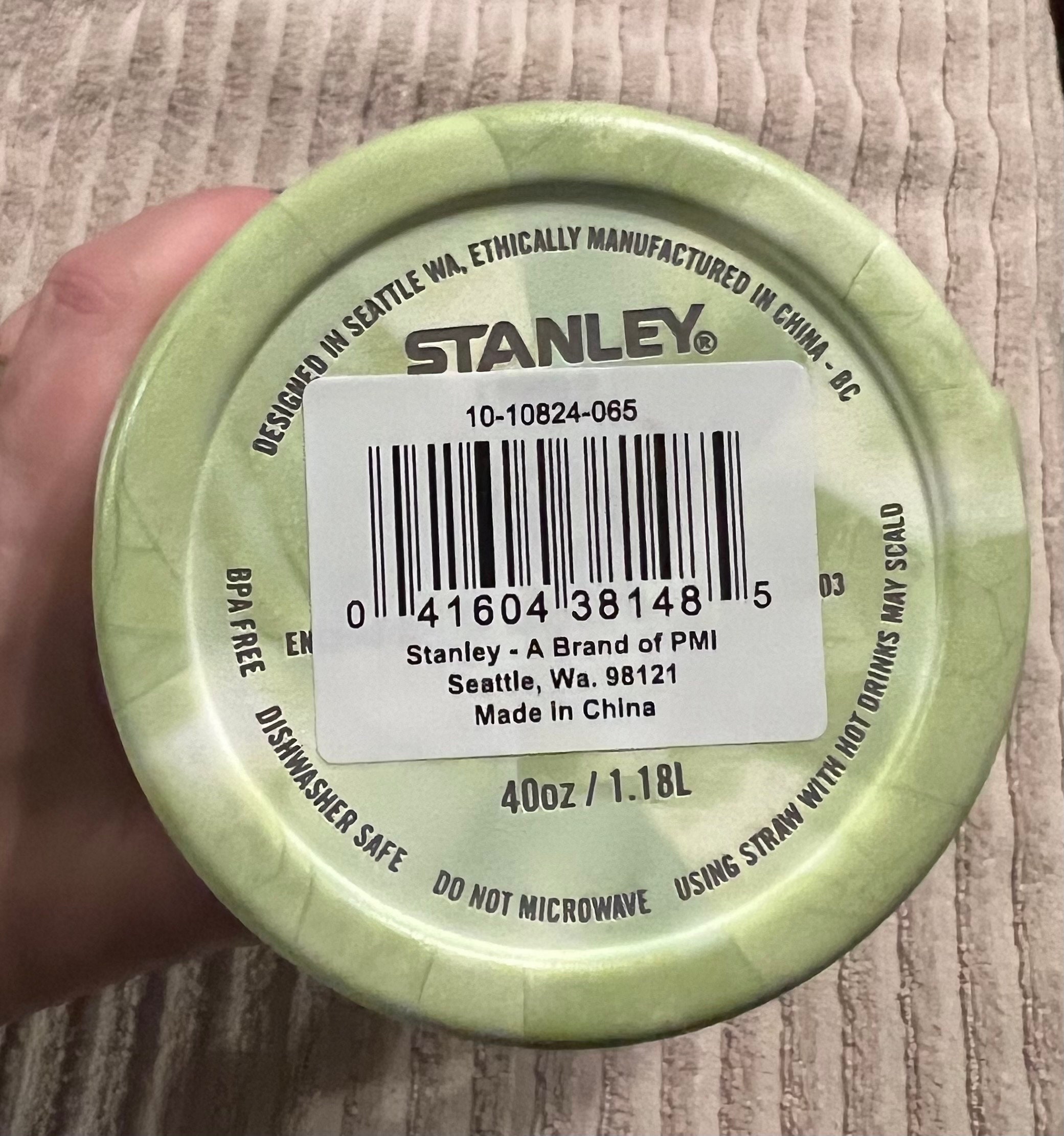 Stanley 40oz Target Exclusive Tie Dye HTF FREE KEYCHAIN Citron