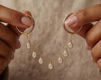 Ring met peervormige diamant en hangende schakelketting voor twee vingers, vervaardigd uit 14-karaats goud, handgemaakte stapelring.