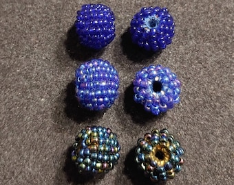 5 Beaded Beads. 3 Color Choices. 14mm Wood Beads Covered in Small Glass Sead Beads.