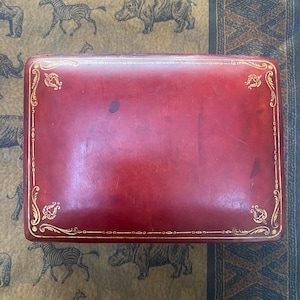 Vintage box conversion, for rings and charms, earrings, or pendants