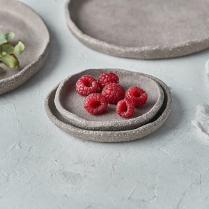 Small plates set of 2, Matte gray Ceramic Plates, Condiment dishes for food photography, Jewellery dishes, Salt dishes for prop styling