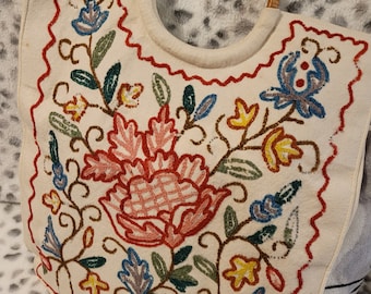 Vintage 70s Embroidered Floral Tote Handbag with Wooden Handles