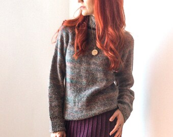 Lovely Vintage Multi-color Turtleneck