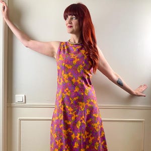 1960s Sleeveless Floral Shift Dress
