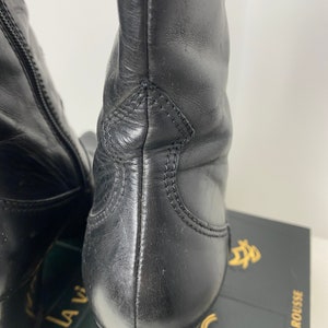 mid rise walking boots