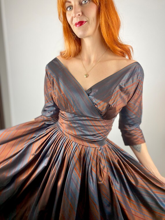 Gorgeous 50s Fit & Flare Party Dress - image 4