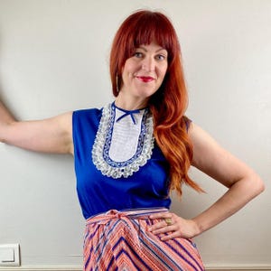 Vintage 1950s Sleeveless Lace Bib Blouse