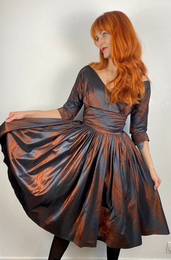 Gorgeous 50s Fit & Flare Party Dress - image 1