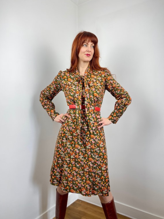 Vintage 60s 70s Floral Pussy Cat Bow Midi Dress