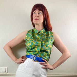Vintage 1960s MOD Button Up Sleeveless Blouse Shirt