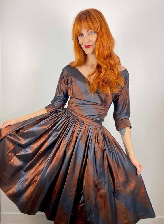 Gorgeous 50s Fit & Flare Party Dress - image 2