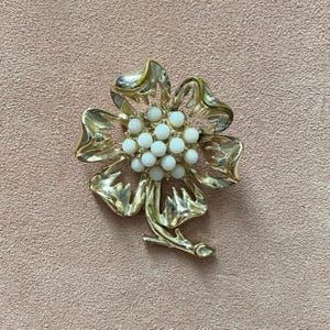 Vintage 1950s 1960s Gold Floral Brooch with White Glass Center