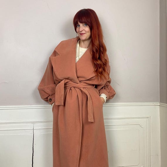 Vintage 80s Cashmere Wool Coat: Oversized Salmon Peach Italian Vintage 80s Cashmere Wool Coat: Oversized Salmon Peach Italian