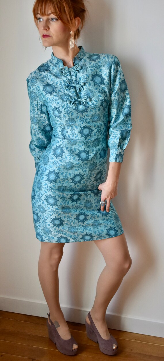 Fabulous Vintage 60s Cheongsam Dress - image 3