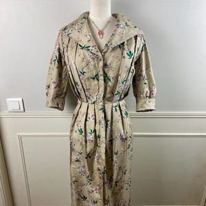 Vintage 1950s Pleated Floral Print Day Dress