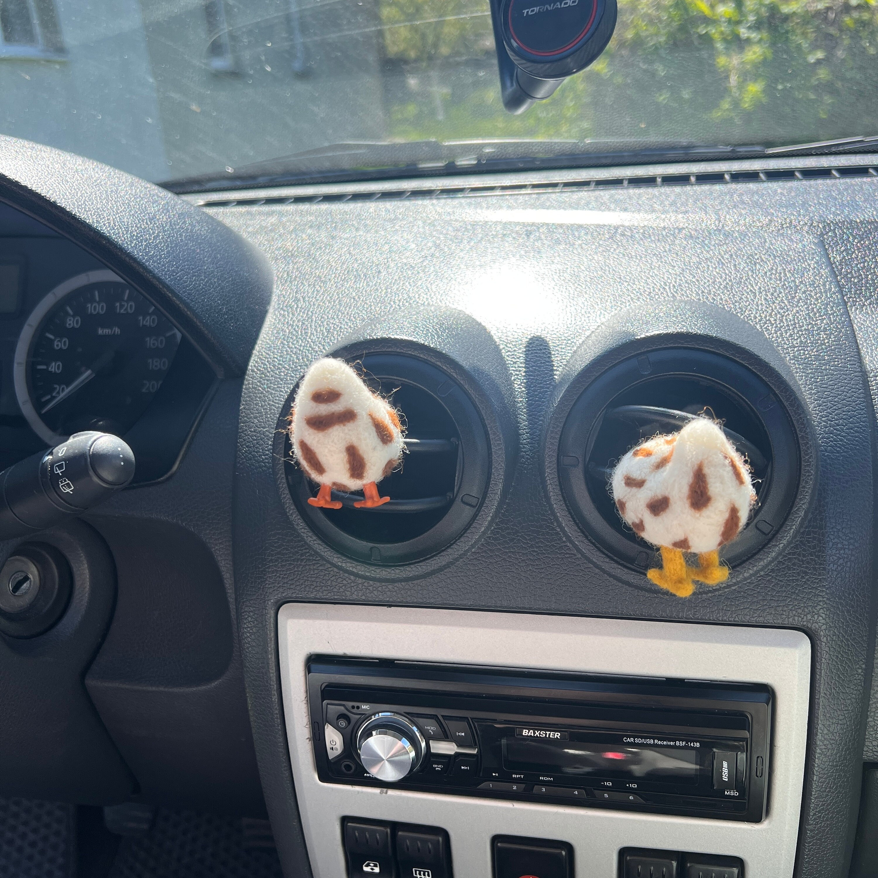 Stuck chicken butt car vent clip Needle felted farm animal Gag chicken car accessories for women Chicken lovers gift Crazy chicken lady