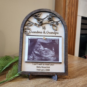 Hi Grandma and Grandpa Photo Ultrasound Frame / Family Pregnancy Announcement Gift / Baby Announcement Reveal Idea Grandparents